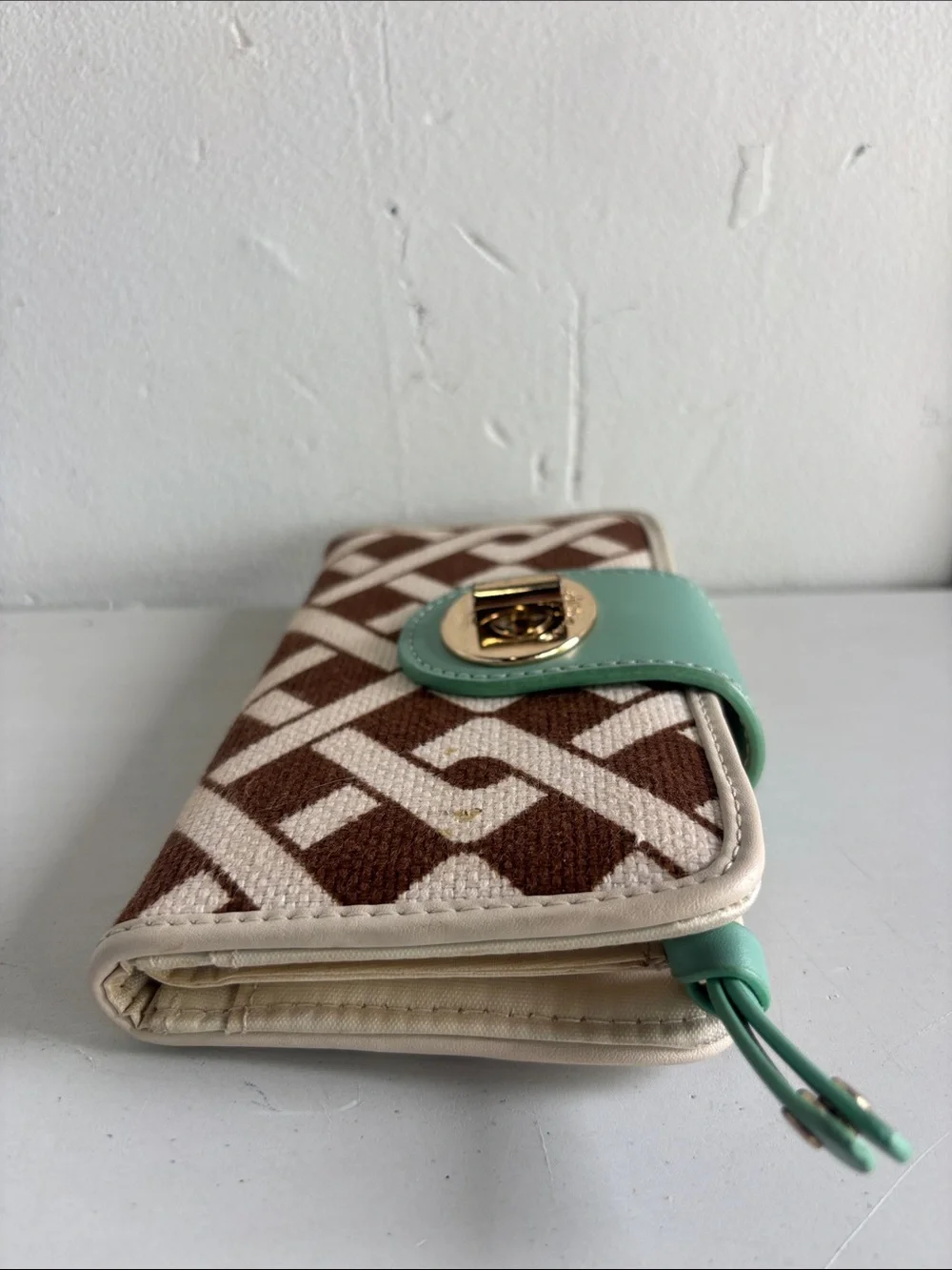 Spartina 449 Brown & Cream Geometric Wallet with Mint Strap